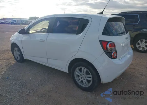 2014 Chevrolet Sonic Lt Auto z USA, uszkodzony, nr VIN 1G1JC6SH1E4239955